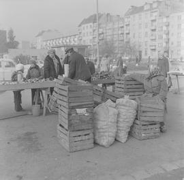 uliczna sprzedaż warzyw