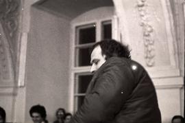 Spotkanie z Adamem Michnikiem w sali im. W. Nehringa