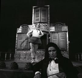 Spektakl pt. "Polowanie na lisa" w Teatrze Współczesnym im. Edmunda Wiercińskiego